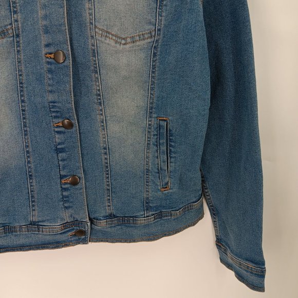 SERRA MEDIUM DENIM JACKET - Picture 7 of 16